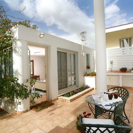 Отель Sunny Garden Studio Никосия Экстерьер фото